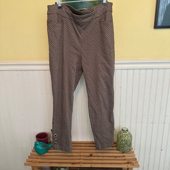 Chicos Brown Diamond-Pattern Stretch Pull-On Pants With Button Detail - Picture 1 of 9